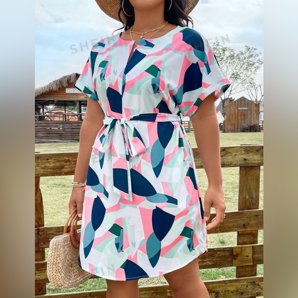 Shein Batwing Sleeve Geometric Dress - Picture 1 of 8
